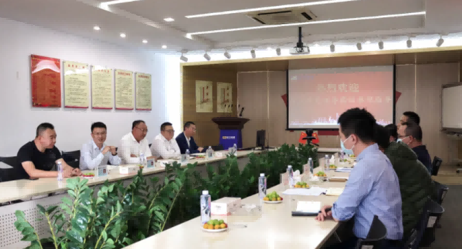 东莞市工信局与镇经发局领导莅临bjl平台参观指导